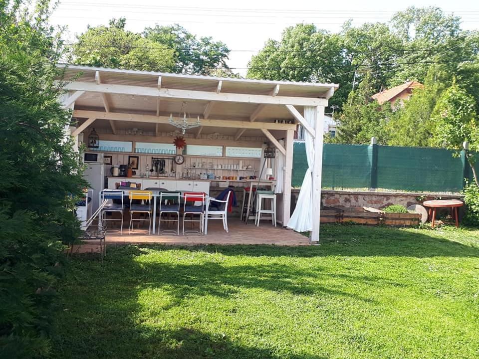Fueloep Villa Apartmanhaz バラトンセペズド エクステリア 写真