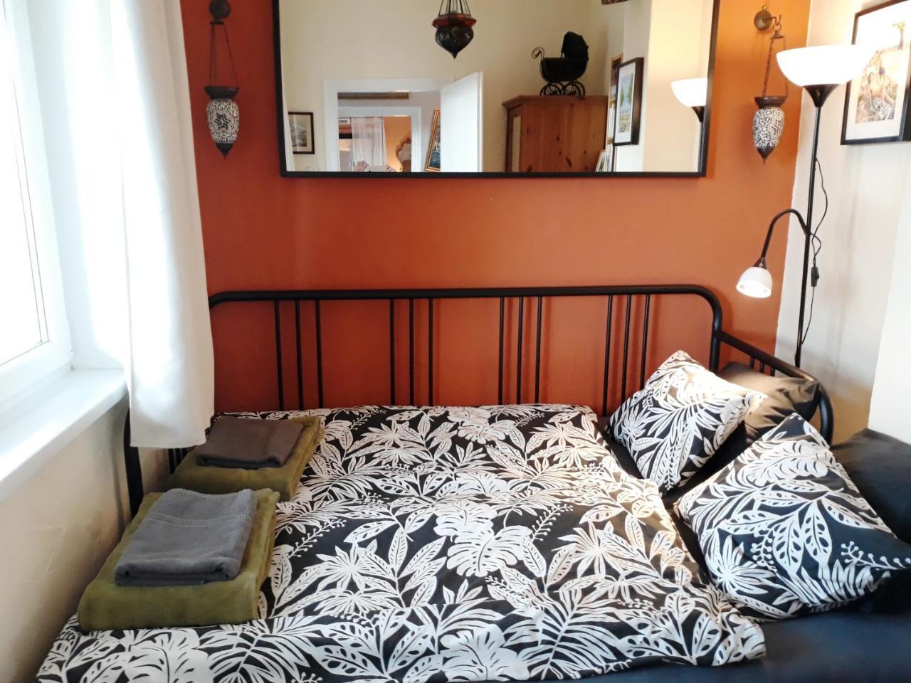 Fueloep Villa Apartmanhaz バラトンセペズド エクステリア 写真